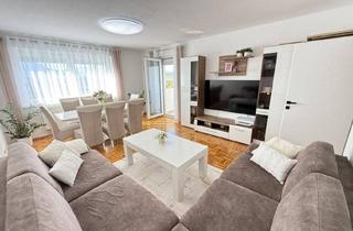 Wohnung kaufen in 4663 Laakirchen, Helle 3,5-Zimmer-Wohnung | 6. Stock mit Lift | Südloggia mit Bergblick | Eigene Garage