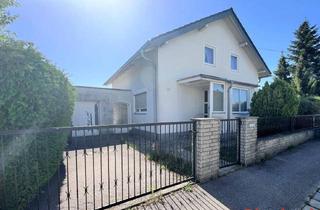 Haus kaufen in 4600 Wels, WOHNHAUS IN SEHR RUHIGER SCHÖNER LAGE AM STADTRAND VON WELS - ZWEI PARZELLEN - RIESEN GARTEN - ZWEI GARAGEN