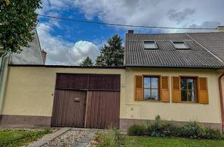 Haus kaufen in 2263 Waidendorf, Kleines Landhaus mit ca. 60 m² auf 612 m² Gesamt-Grundstück, TOP Kaufpreis!