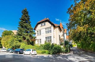 Villen zu kaufen in 2500 Baden, Elegante Villa mit 3 großzügigen Wohneinheiten in Toplage