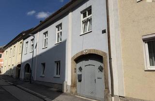 Anlageobjekt in Wertheimergasse, 7000 Eisenstadt, Gepflegtes, Kleines Zinshaus in der Nähe des Schloßes mit Charmantem Gewölbekeller und Schönen Terrassen!