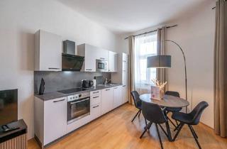 Wohnung kaufen in 1120 Wien, ++NEU++ Stilvoll wohnen: Möblierte 2-Zimmer-Altbauwohnung in bester Lage