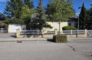 Haus kaufen in 2500 Baden, Bungalow mit Garage und großem Garten in Badener Grünruhelage!
