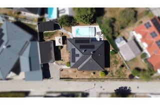 Haus kaufen in 4800 Attnang, Ruhiger Zweitwohnsitz mit Pool zwischen Attersee und Traunsee