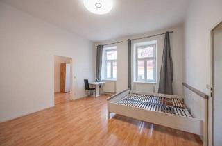 Wohnung kaufen in 1200 Wien, ++NEU++ Sanierungsbedürftige 2-Zimmer-Altbauwohnung mit 45 m² in sehr guter Lage
