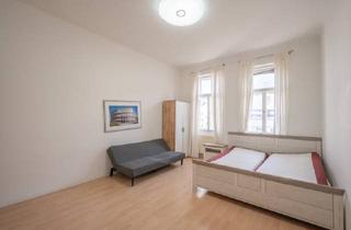 Wohnung kaufen in 1200 Wien, ++NEU++ Renovierungsbedürftige 2-Zimmer-Altbauwohnung mit 41 m² in 1200 Wien