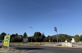 Grundstück zu kaufen in Industriestraße 15, 2540 Bad Vöslau, 4.500 m² unbebautes Gewerbegrundstück in Top-Handelslage in Bad Vöslau (Baurecht auch möglich)
