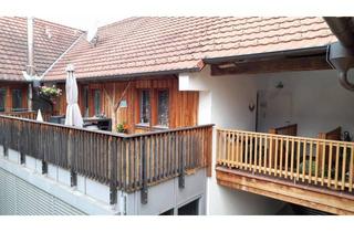 Wohnung mieten in Parkstraße, 4055 Pucking, Außergewöhnliche 5 - Zimmer-Wohnung in revitalisiertem Bauernhof mit Terrasse und Garten