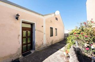 Haus kaufen in Parndorfer Straße, 2460 Bruckneudorf, Schnäppchen: Sanierungsbedürftiges Haus mit Grundstück