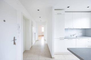 Wohnung kaufen in Steinackergasse, 1120 Wien, Schöne 67m² 2 Zimmer-DG-Wohnung mit 24m² Terrasse ohne Lift für Sportler und Fitnessfreunde