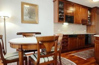Wohnung kaufen in 1190 Wien, Stilvoll Möblierte Wohnung mit 2 Kfz Stellplätzen in Döbling