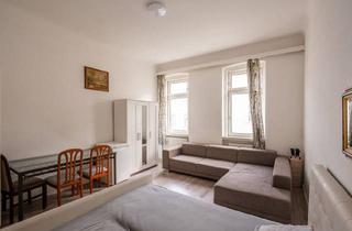 Wohnung kaufen in 1120 Wien, Neu Sanierungsbedürftige 1-Zimmer-Altbauwohnung mit 27 m² in 1120 Wien