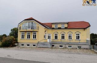 Mehrfamilienhaus kaufen in 2751 Matzendorf, Großzügiges Mehrfamilienhaus in sehr guter Lage.