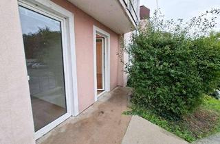 Wohnung mieten in 2460 Bruck an der Leitha, Großzügige 3-Zimmer-Wohnung in Hochparterre mit kleiner Terrasse und 2 Parkplätzen