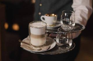 Gewerbeimmobilie kaufen in 1010 Wien, Erstklassige Gastronomie-Rarität in Wien – Share-Deal