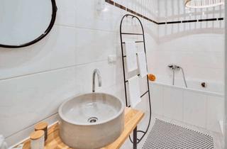 Wohnung mieten in Rotenmühlgasse 12, 1120 Wien, Ruhige 3 Zimmer Wohnung (teilmöbliert) neben Schloss Schönbrunn mit Loggia uns Garage optional