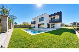 Einfamilienhaus kaufen in 2231 Strasshof an der Nordbahn, WOHNEN AM WALDRAND | BELAGSFERTIGES DESIGNERHAUS MIT POOL UND DOPPELGARAGE