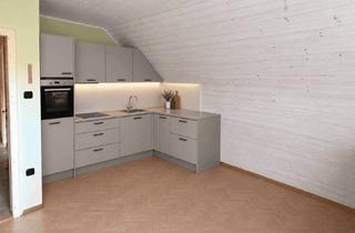 Wohnung mieten in Obere Silbersbergstraße 10, 2640 Gloggnitz, Helle und gepflegte Wohnung mit Blick auf Schloss Gloggnitz