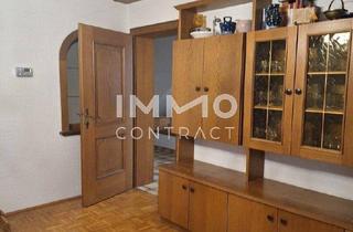Wohnung kaufen in 4810 Gmunden, Große 4-Zimmer Wohnung in Gmunden mit Balkon, Terrasse, Garage und Garten! Zwei extra Zimmer mit eigenem Bad und WC gehören zum Angebot!