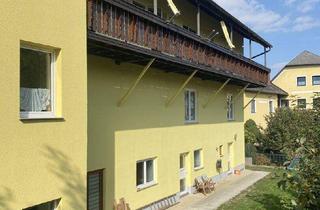 Haus kaufen in 3812 Groß-Siegharts, Wohnhaus mit Geschäftsräumlichkeiten in zentraler Lage.
