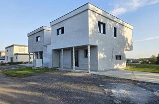 Doppelhaushälfte kaufen in 8093 Dietersdorf am Gnasbach, Gut eingeteilte Doppelhaushälfte in absoluter Ruhelage mit unverbaubarem Ausblick.