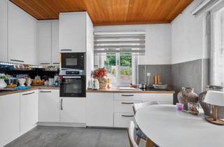 Villen zu kaufen in 8042 Graz, Villa in Waltendorf – Panoramablick & großzügigem Grundstück