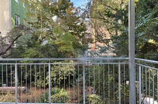 Wohnung kaufen in 1080 Wien, Drei zusammenlegbare Wohnungen in bester Lage der Josefstadt + 4 Balkone!