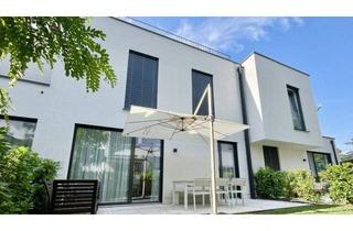 Haus mieten in 9201 Krumpendorf, Krumpendorf - Schubertweg: exklusives Townhouse über 4 Etagen (KG, EG, OG, DG) mit Garten & Dachterrasse