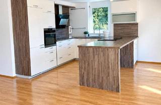 Wohnung kaufen in Frauensteinweg 8B / Top 12, 6800 Feldkirch, Wohnen ganz oben – gepflegte 3-Zimmer-Dachgeschosswohnung mit großzügigem Balkon!