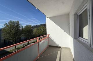 Wohnung kaufen in 6130 Schwaz, Stilvoll Saniert & Sofort Bezugsbereit