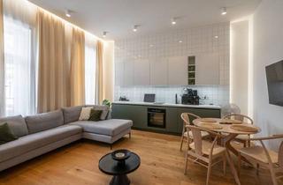 Wohnung kaufen in Urban-Loritz-Platz, 1070 Wien, Neu Möblierte 2-Zimmer-Altbauwohnung in Hofruhelage mit Lift am Urban-Loritz-Platz