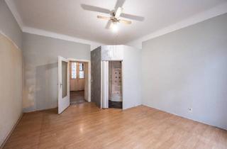 Wohnung kaufen in Eckertgasse, 1100 Wien, ++NEU++ Sanierungsbedürftige 1-Zimmer-Altbauwohnung mit getrenntem WC im 1. Stock – ohne Lift