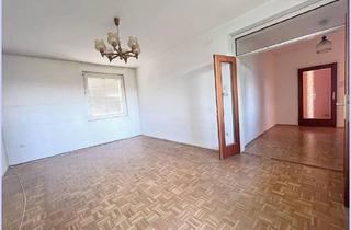 Wohnung kaufen in Dr.friedrich Niederl Siedlung 10, 8330 Feldbach, Geräumige Wohnung mit Wohnzimmer, Balkon, 2 SZ, Küche, Bad, WC, Parkplatz, zentrumsnah und ruhig.