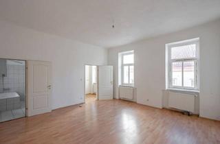 Wohnung kaufen in 1200 Wien, Neu Sanierungsbedürftige 2-Zimmer-Altbauwohnung mit 64 m² und Separatem Schlafzimmer - 4. Stock ohne Lift