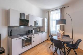 Wohnung kaufen in 1120 Wien, Neu Schon Eingerichtet, Neu Zuhause: Möblierte 2-Zimmer-Altbauwohnung mit Einbauküche - 4. Stock, Lift Geplant
