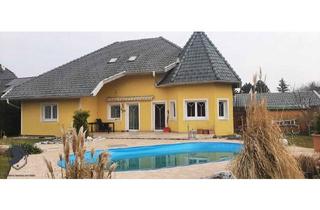 Einfamilienhaus kaufen in 4863 Seewalchen am Attersee, Großzügiges Einfamilienhaus mit Pool, Garten und Carport in Seewalchen