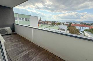 Wohnung kaufen in 2700 Wiener Neustadt, Provisionsfrei: Modernisierte 2-Zimmer-Wohnung im obersten Stock mit Bergblick, 2 Loggien & Klima
