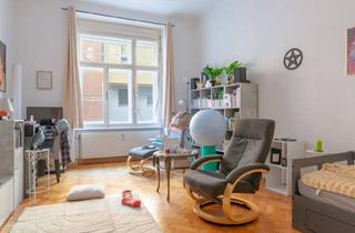 Wohnung kaufen in Am Ring, 8010 Graz, Altbaucharme mit Balkon - Befristet Vermietet