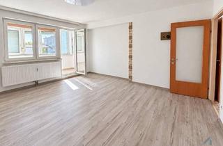 Wohnung kaufen in Bahnsteggasse, 1210 Wien, Stellplatz inklusive! Großzügige 4-Zimmer-Wohnung mit Kamin und sonniger Loggia ++ 2 Duschen und 2 WCs