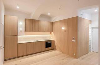 Wohnung kaufen in 1070 Wien, Altbau trifft modernes Design | Südseitige Eigentumswohnung im grünen Innenhof | Provisionsfrei