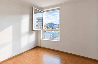 Wohnung kaufen in 5020 Salzburg, Großgarconniere mit separater Küche und Weitblick bis zur Festung.