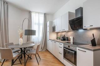 Wohnung kaufen in 1120 Wien, Neu Möblierte 2-Zimmer-Altbauwohnung mit Einbauküche und 45 m² - Gepflegt, 4. Stock, Lift Geplant