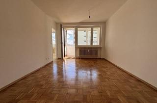 Wohnung kaufen in 4780 Schärding Innere Stadt, Schöne Erdgeschoßwohnung mit Verglaster Loggia und Parkplatz in Schärding